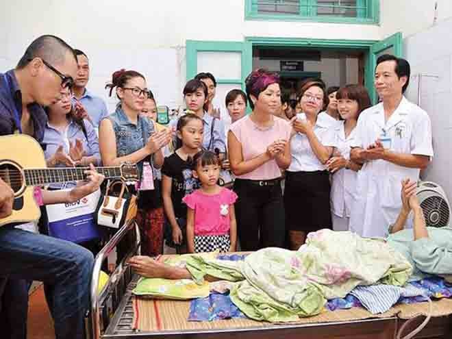 Thái Thùy Linh: Ồn ào và lặng lẽ - ảnh 1
